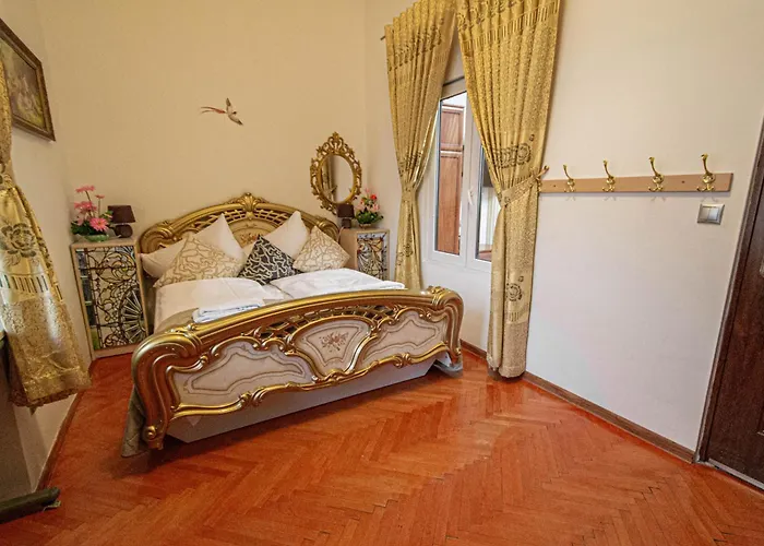 The Grand Royal 3bdr Heart Of Old Town *