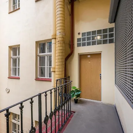 The Grand Royal 3bdr Heart Of Old Town Apartman *