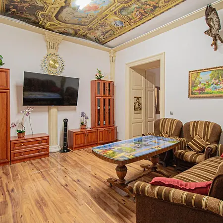Lejlighed The Grand Royal 3bdr Heart Of Old Town *