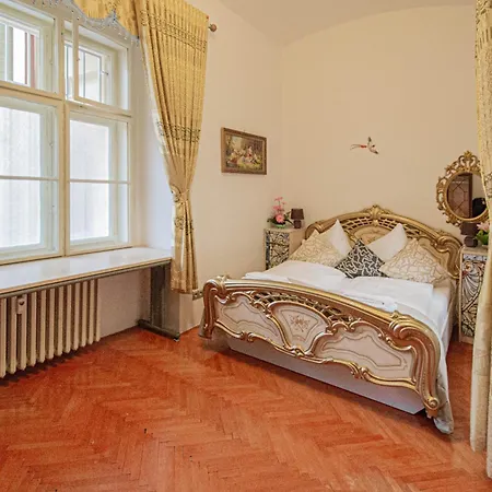 Lejlighed The Grand Royal 3bdr Heart Of Old Town