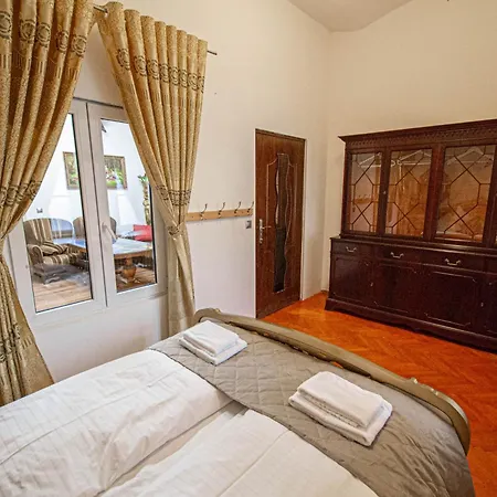 Lejlighed The Grand Royal 3bdr Heart Of Old Town *